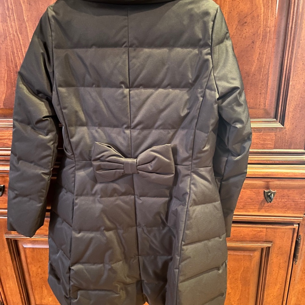Kate Spade Elegant Jewel Button Black Puffer Coat w/Bow on Back (Like New) - Picture 7 of 14